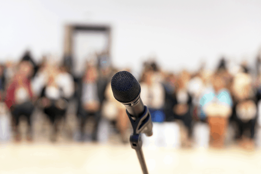 No improvises durante el discurso. (Archivo)