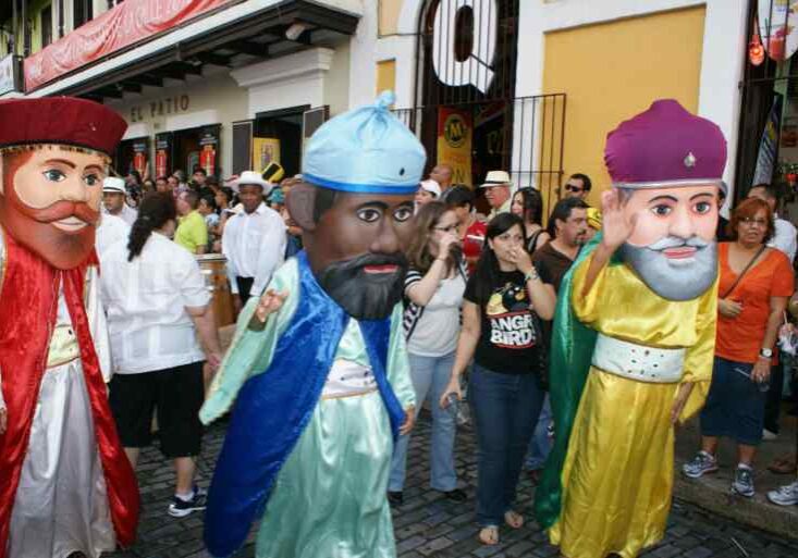 210894_10151159703530384_504623766_o (1)