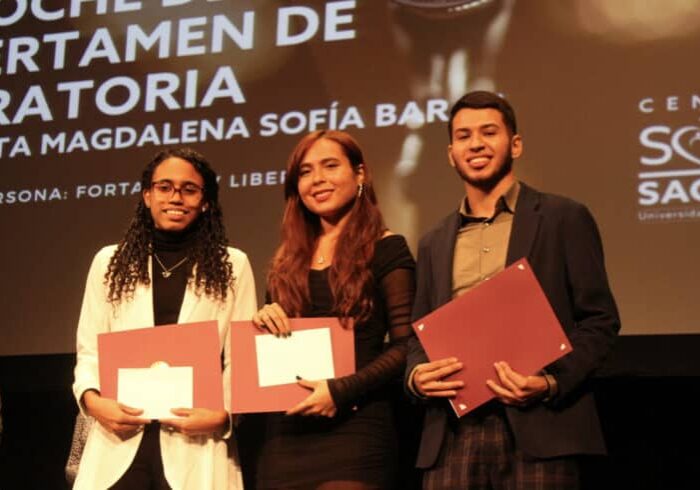 Dennise Garay triunfa en el segundo certamen de oratoria Santa Magdalena Sofía Barat