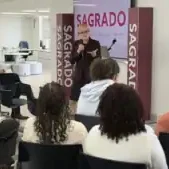 Dr. Heather Barry speaks with Sagrado Students about the MSCHE accreditation process. Sagrado Social Media)