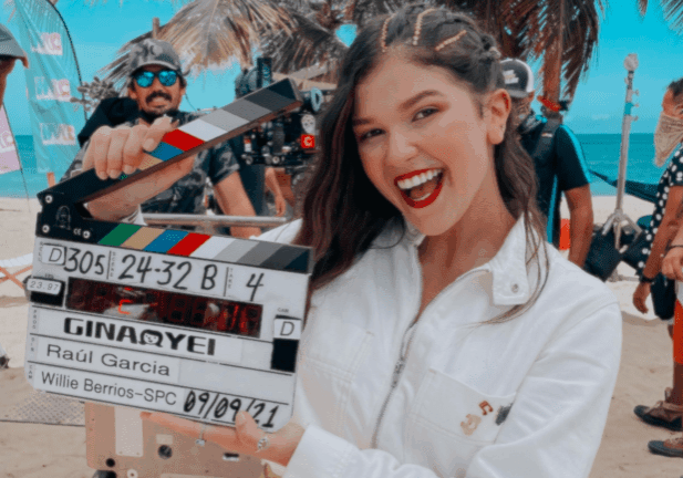 Egresada-se-abre-camino-en-la-serie-Gina-Yei-de-Disney