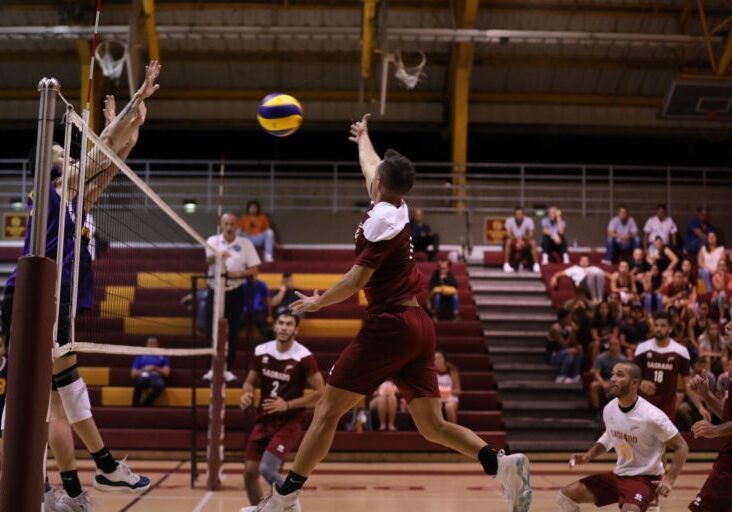 La-Universidad-del-Sagrado-Corazón-derrotó-a-la-Universidad-Central-de-Bayamón-en-la-noche-del-miércoles.-José-Raúl-Sagrado-4