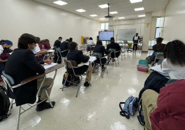 Leap-Steam-E-Academy-y-Sagrado-Global-una-alianza-por-los-jóvenes-del-futuro