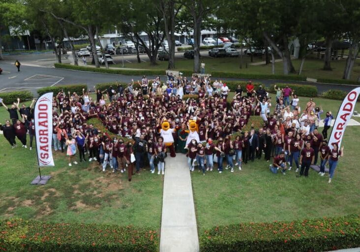 Sagrado-recibe-a-los-estudiantes-de-nuevo-ingreso-del-año-académico-2022-2023