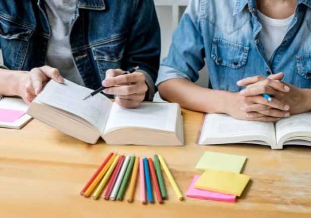 Sociedad-de-Honor-Sigma-Beta-Delta-inicia-programa-de-tutorias