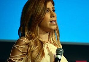 mini-Krystal-Laracuente