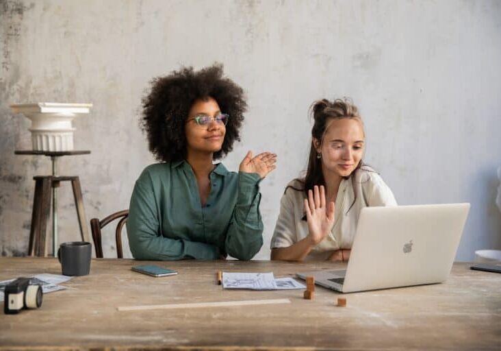 A los alumnos: Sagrado respalda tus intereses interculturales.